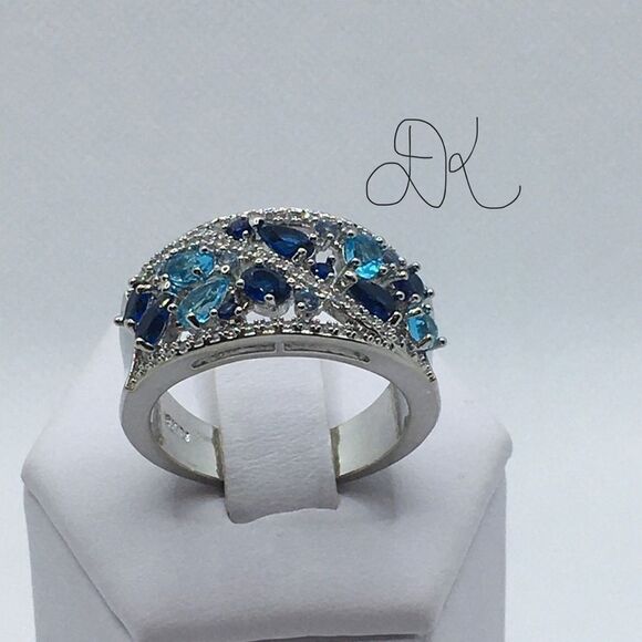 ETERNITY WEDDING RING - Picture 2 of 7